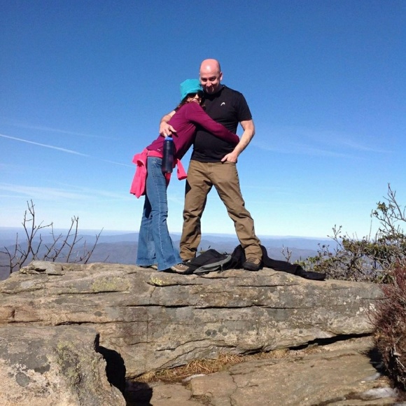 Welcome to my closet!  All reasonable offers are welcome💚🌿 - Picture 2 of 4